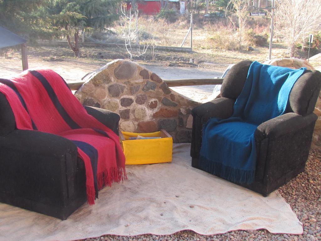 Complejo De Cabanas Tierra De Luna بوتريريلوس المظهر الخارجي الصورة